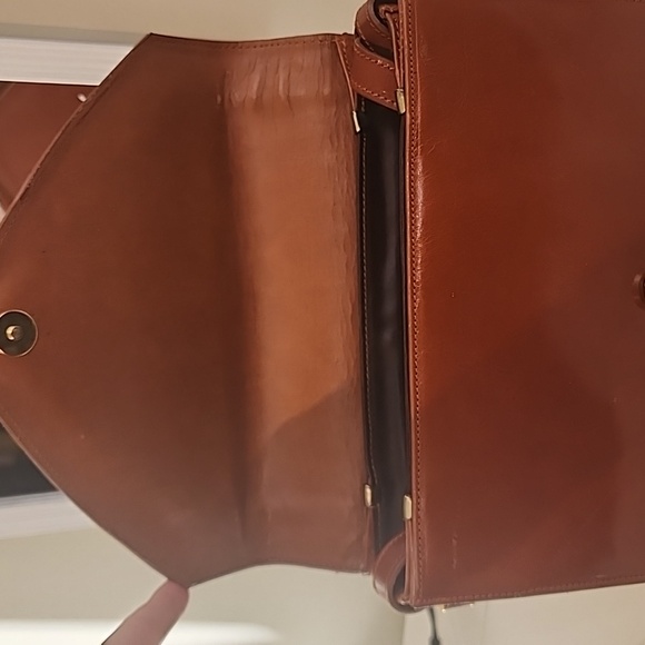 Vintage Raphaël leather bag - Picture 5 of 6